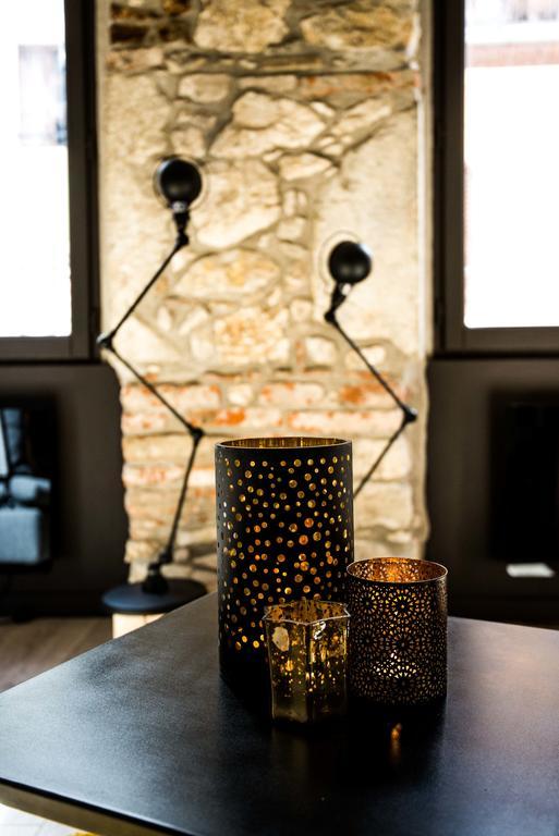 Apartamento "Un Lieu Unique" Le Gold Et Le Cocon Annecy Exterior foto