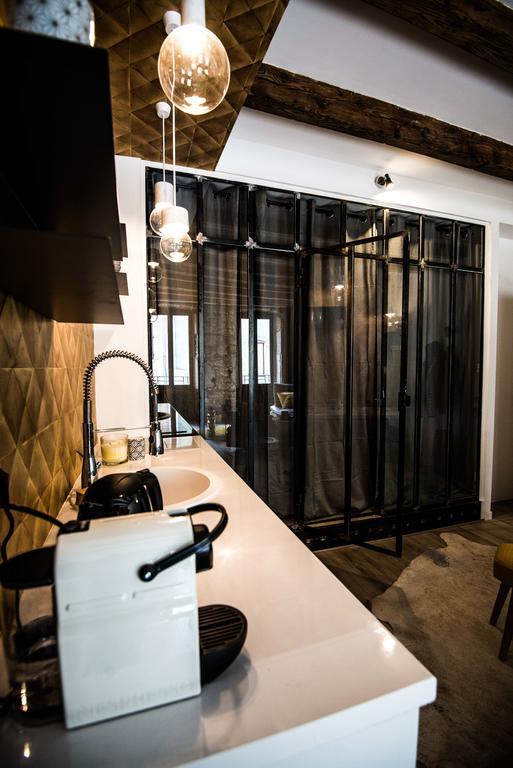 Apartamento "Un Lieu Unique" Le Gold Et Le Cocon Annecy Exterior foto